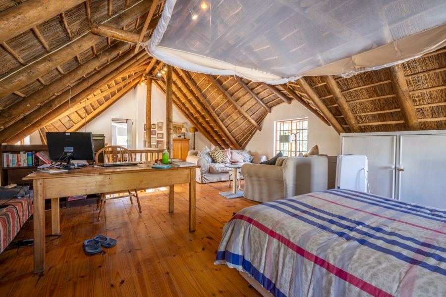 5 Bedroom Property for Sale in Mcgregor Western Cape